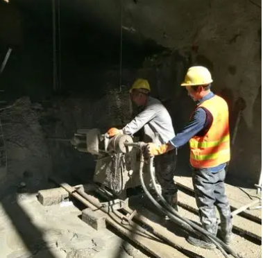 乌坡镇水下抗分散灌浆料特点 水下不分散注浆料介绍